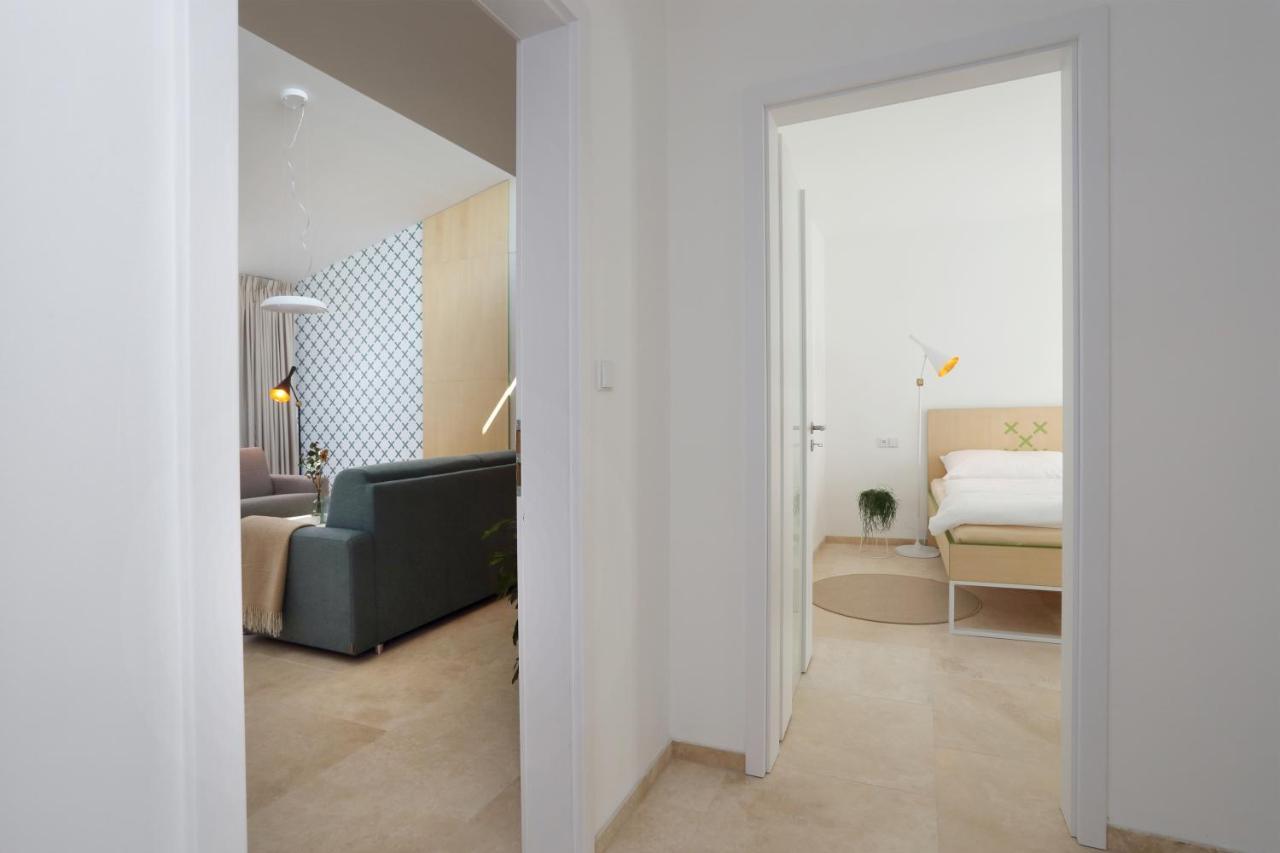 Apartmany Omega Lanškroun Buitenkant foto