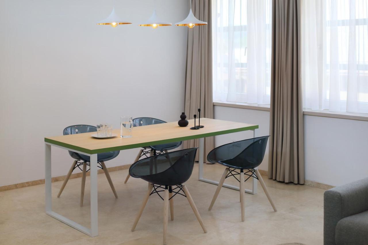 Apartmany Omega Lanškroun Buitenkant foto